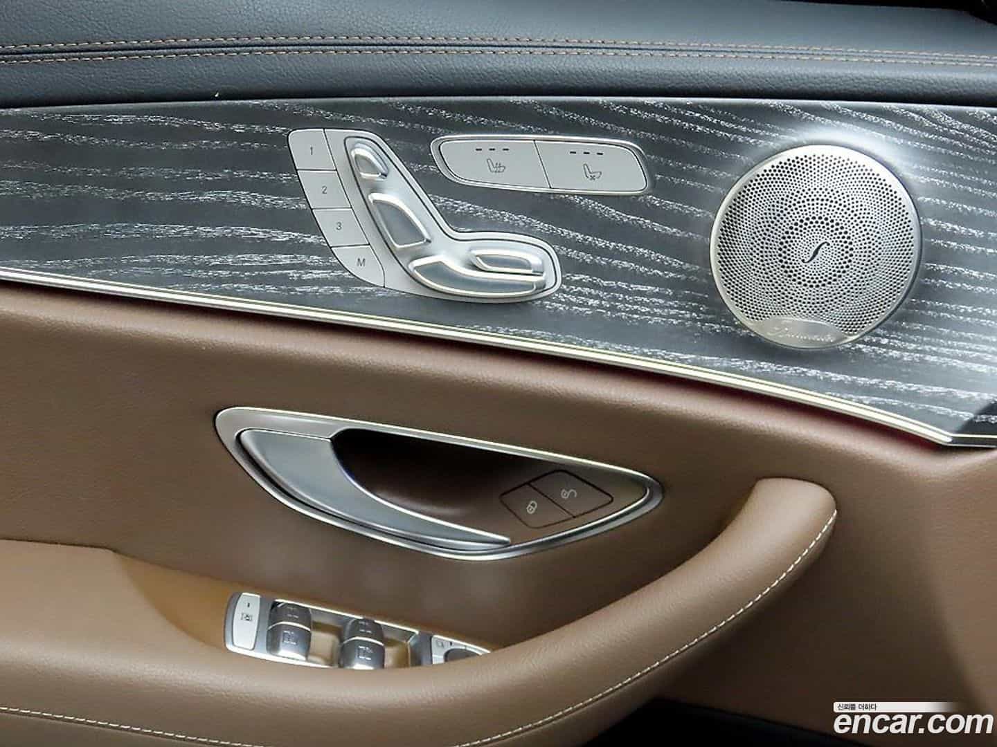 E-Class Mercedes-Benz 2022.5-OPTION-15