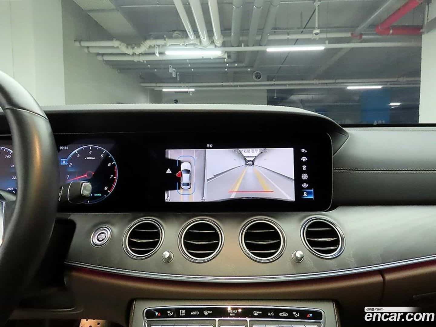 E-Class Mercedes-Benz 2022.5-OPTION-19
