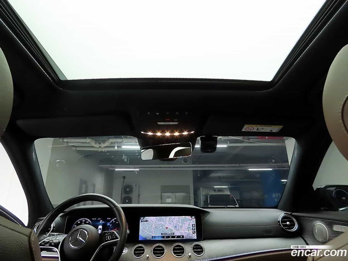 E-Class Mercedes-Benz 2022.5-OPTION-20
