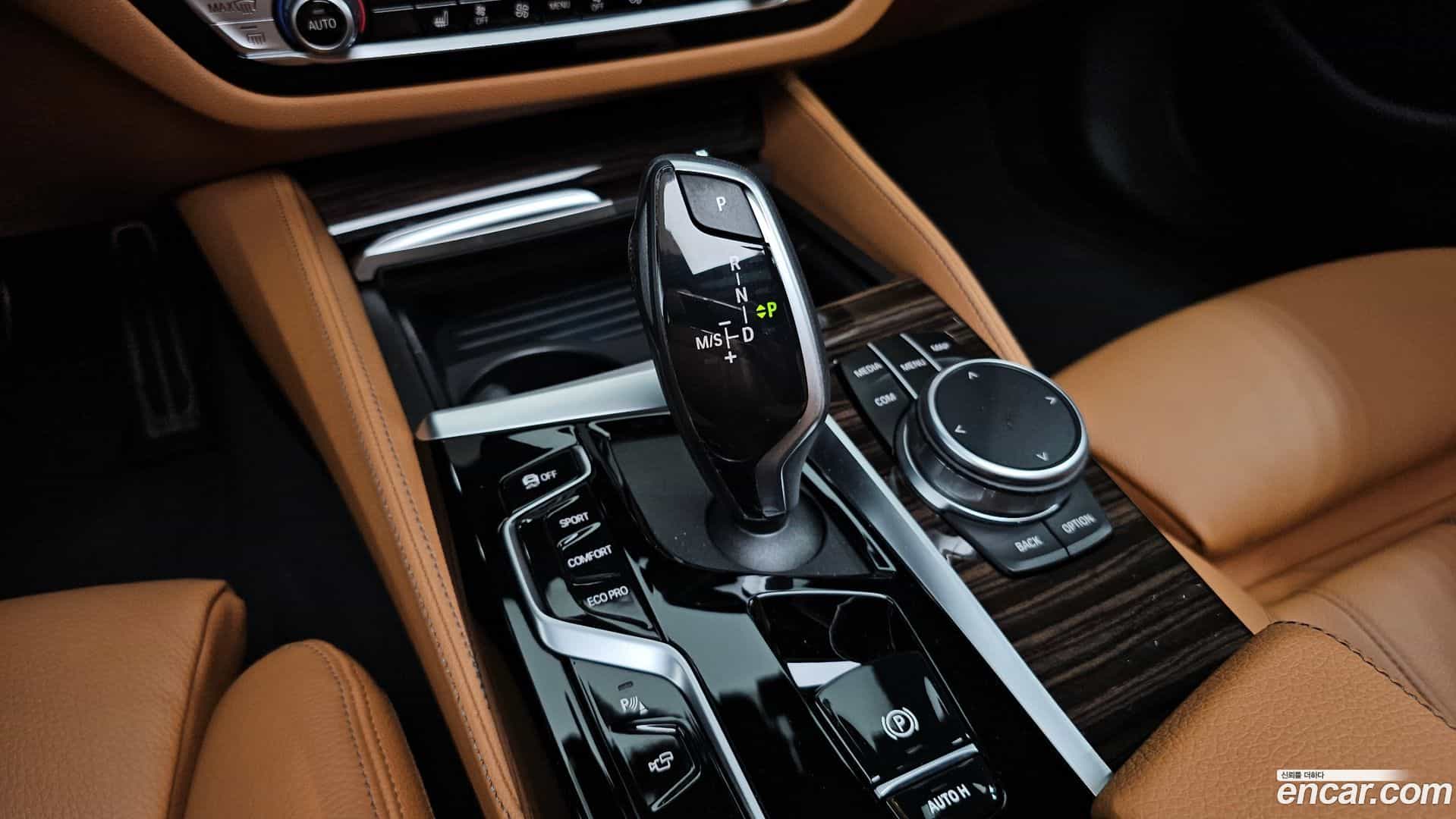 5-Series BMW 2021.9-INNER-9