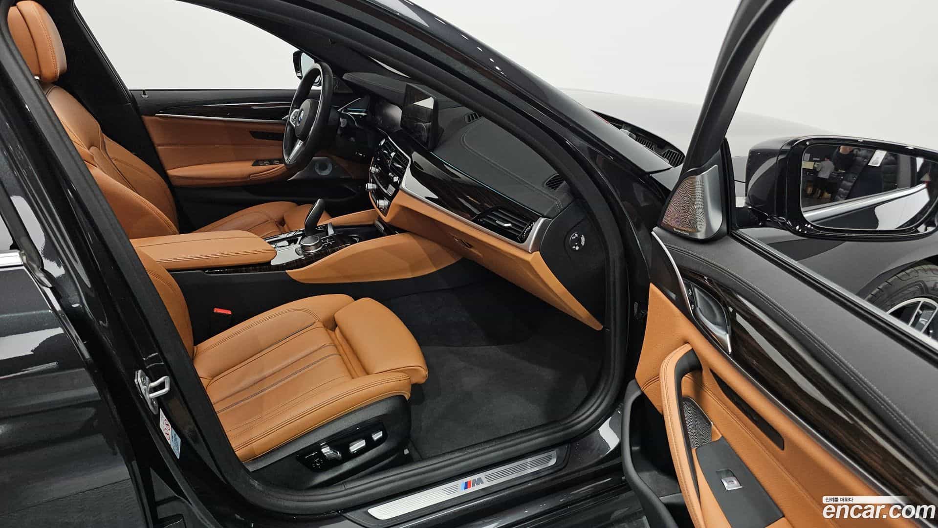 5-Series BMW 2021.9-INNER-10