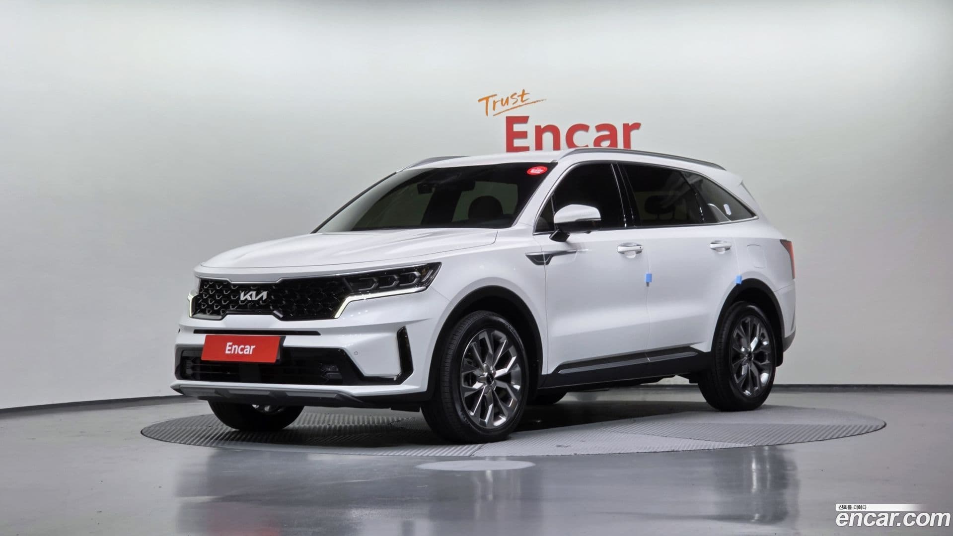 Main__Slider__Photo:Sorento Kia 2022.9-0