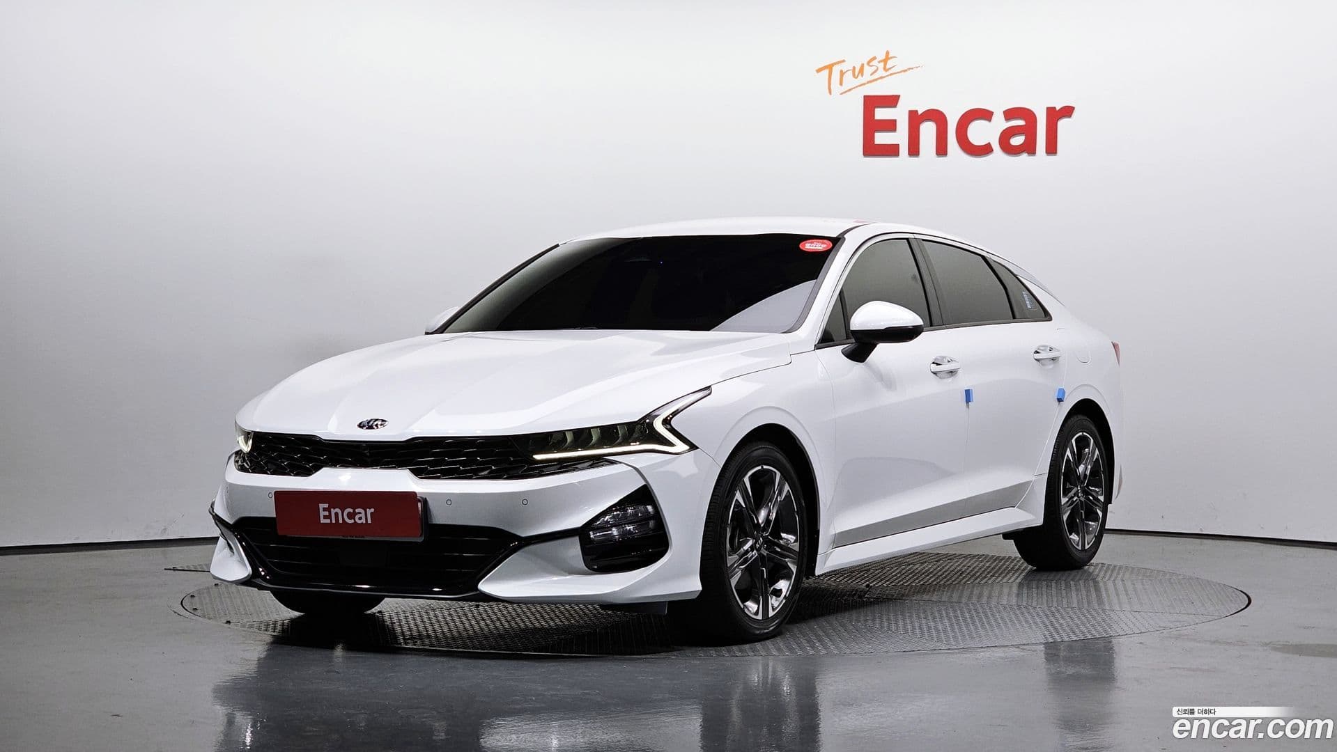 Main__Slider__Photo:K5 Kia 2020.1-0