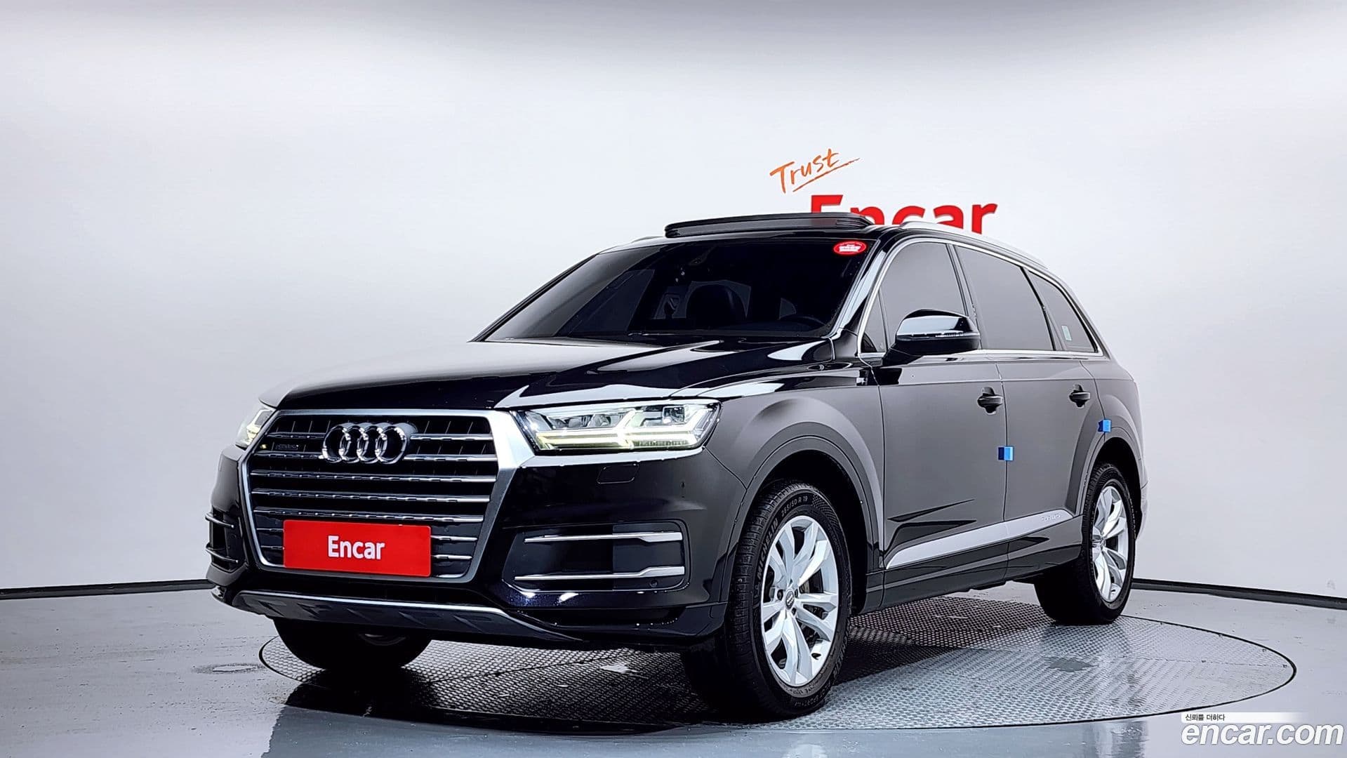 Main__Slider__Photo:Q7 Audi 2019.8-0