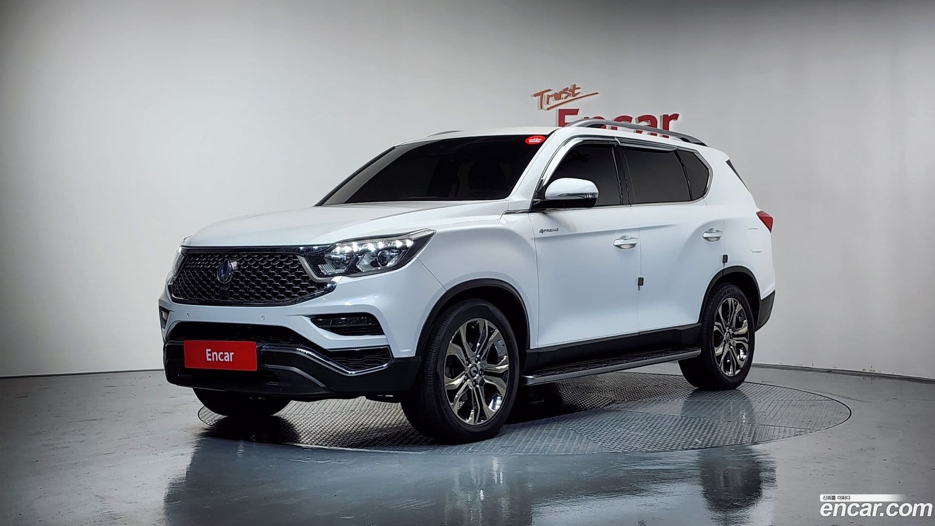 Main__Slider__Photo:Rexton KG Mobility 2020.7-0