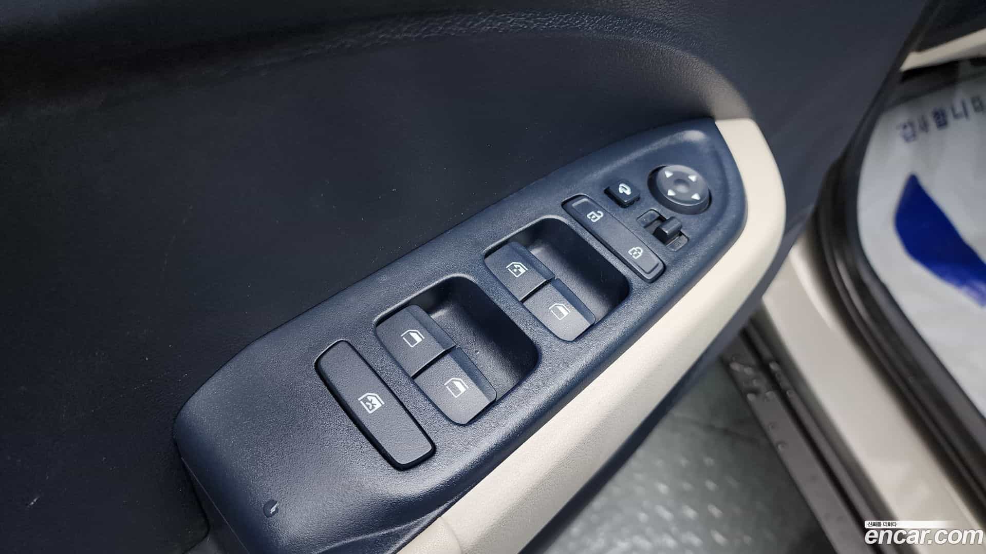 Venue Hyundai 2020.6-OPTION-017