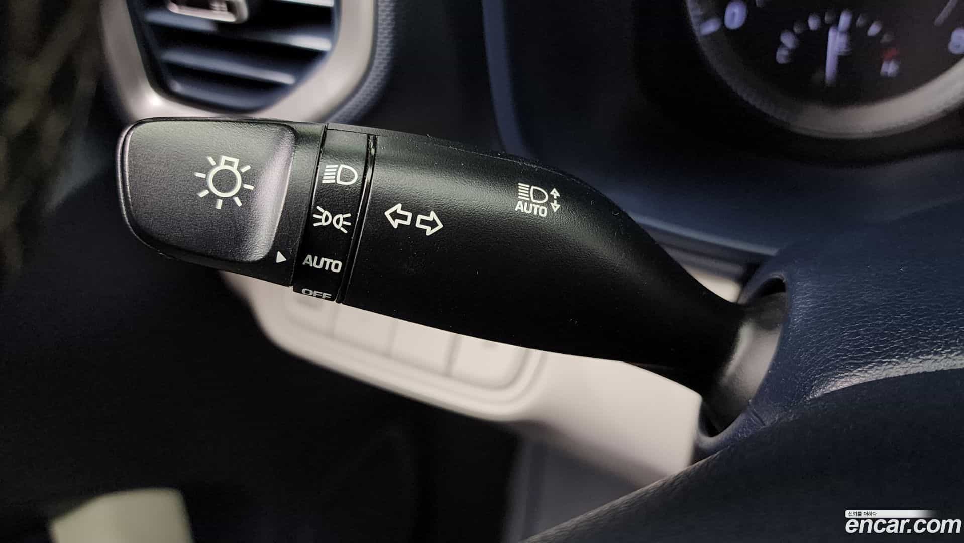 Venue Hyundai 2020.6-OPTION-019