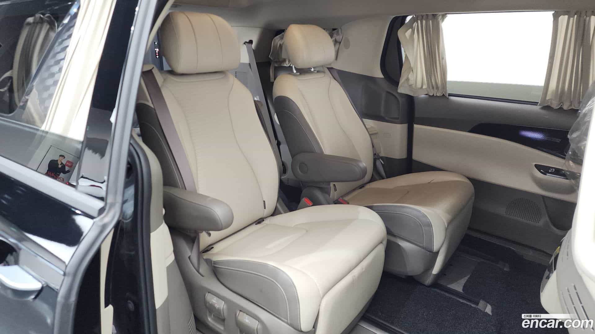 Canival Kia 2023.2-OPTION-016