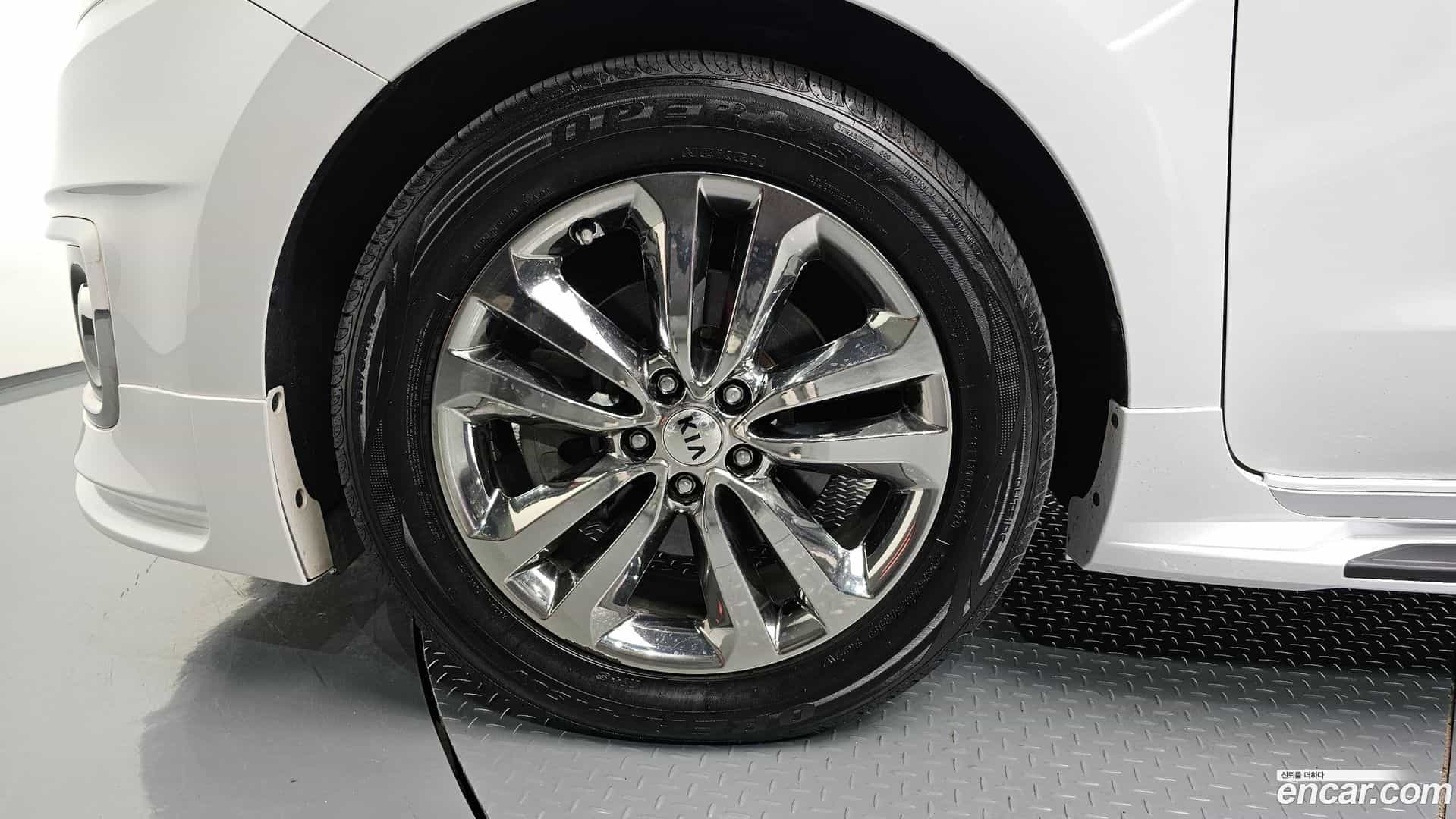 Canival Kia 2017.10-OUTER-005