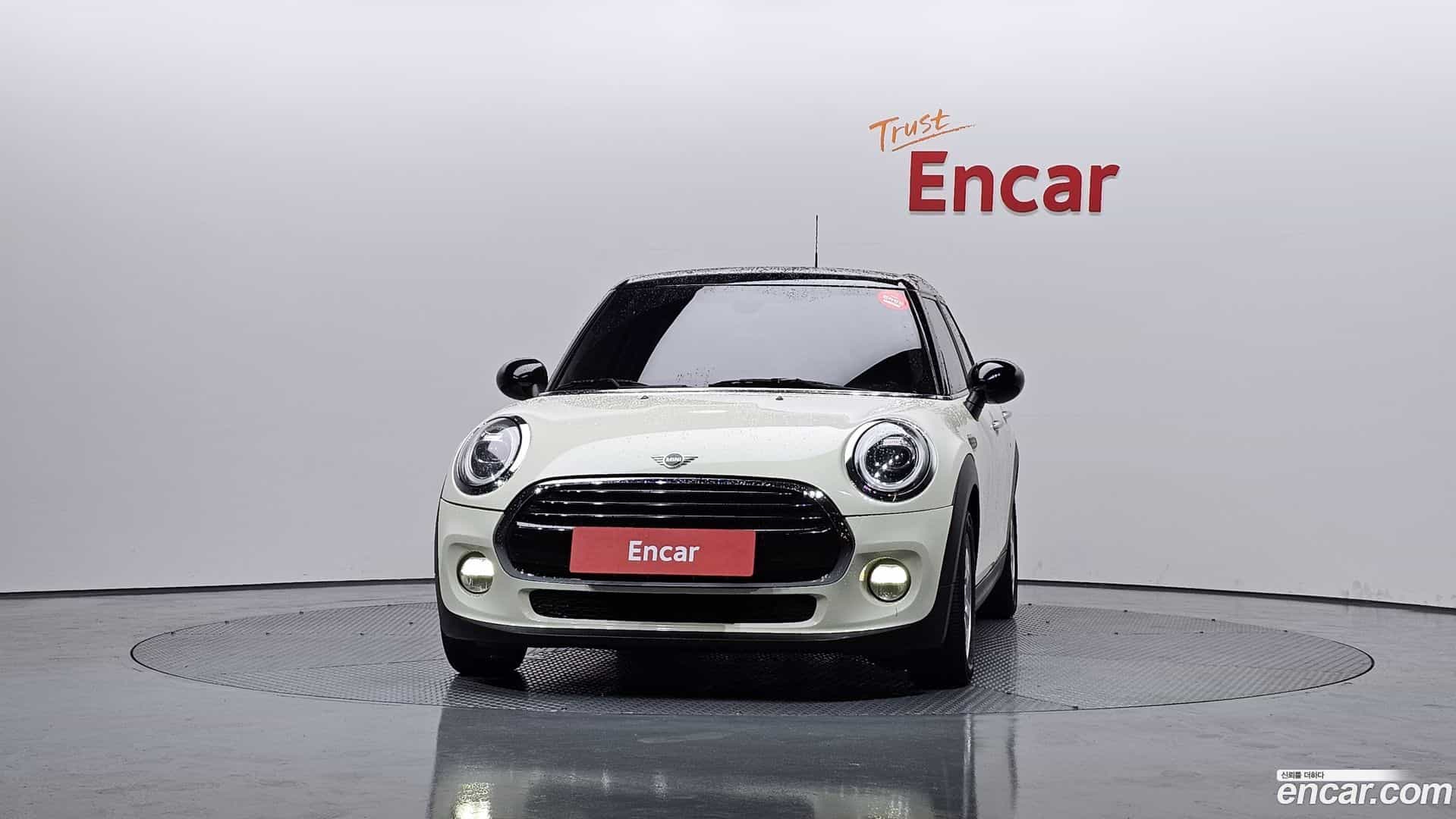 Cooper Mini 2019.2-OUTER-003
