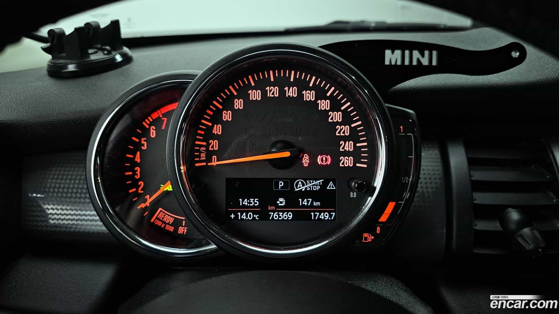 Cooper Mini 2019.2-INNER-008