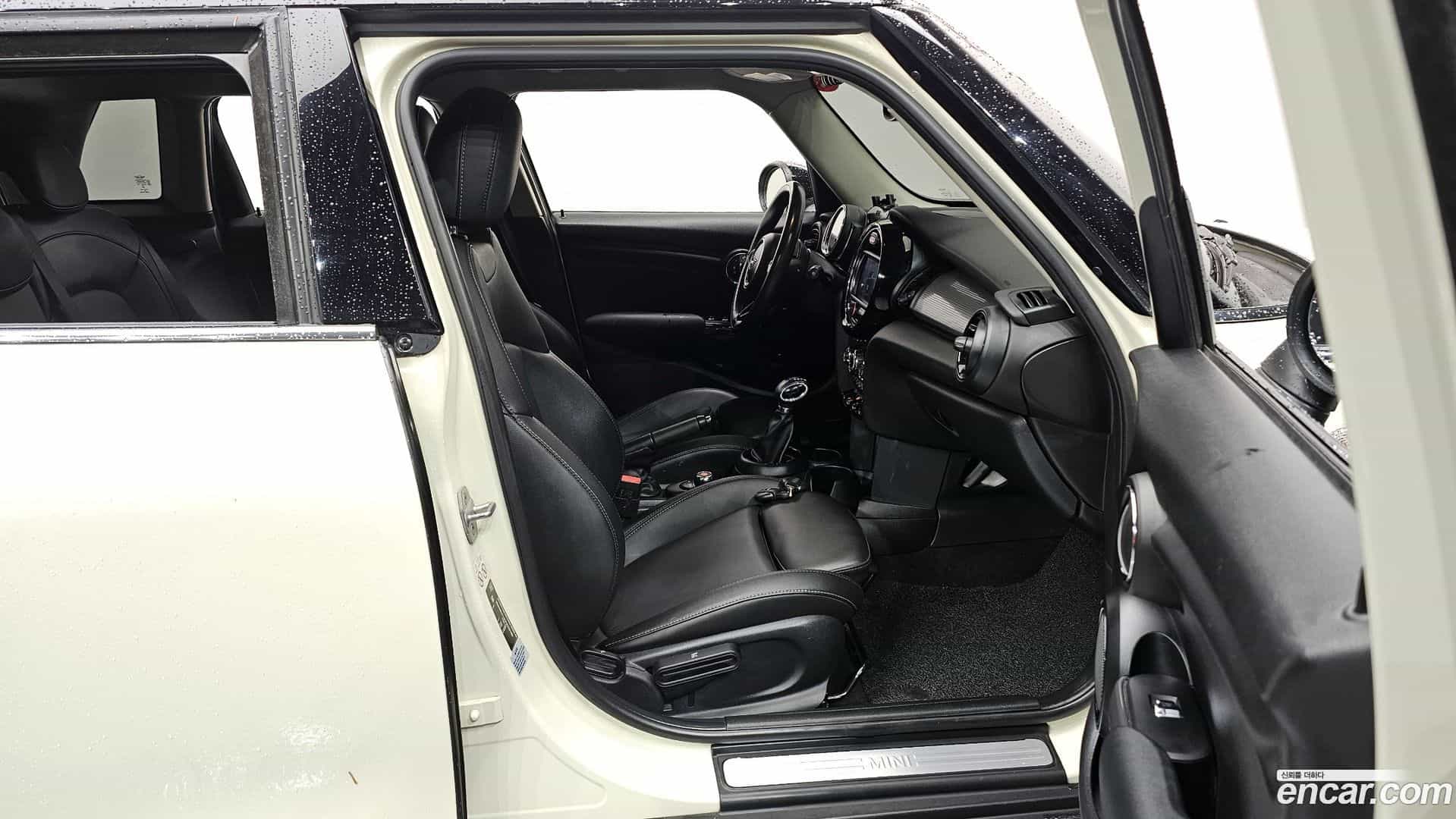Cooper Mini 2019.2-OPTION-015