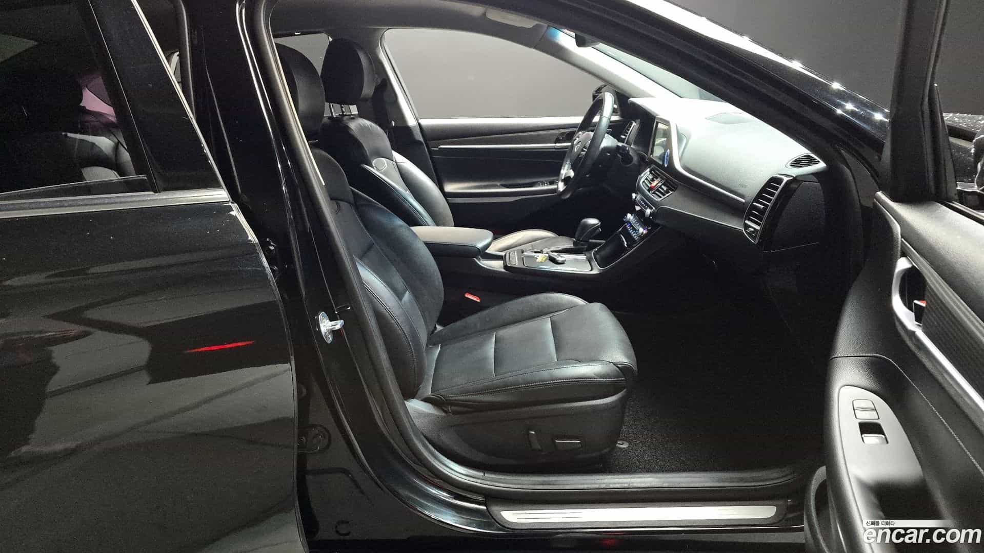 Grandeur Hyundai 2016.11-INNER-10