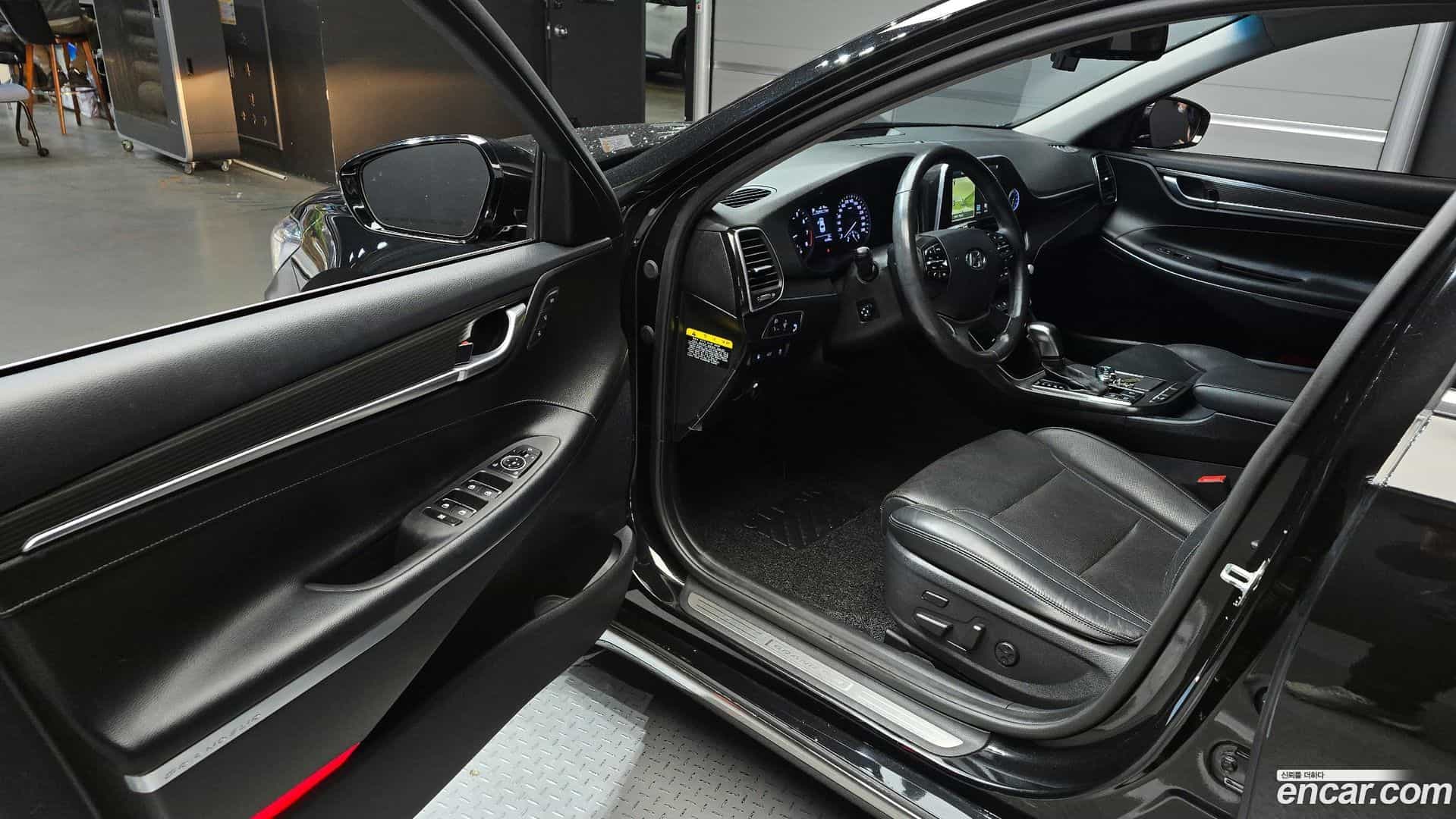 Grandeur Hyundai 2016.11-OPTION-15