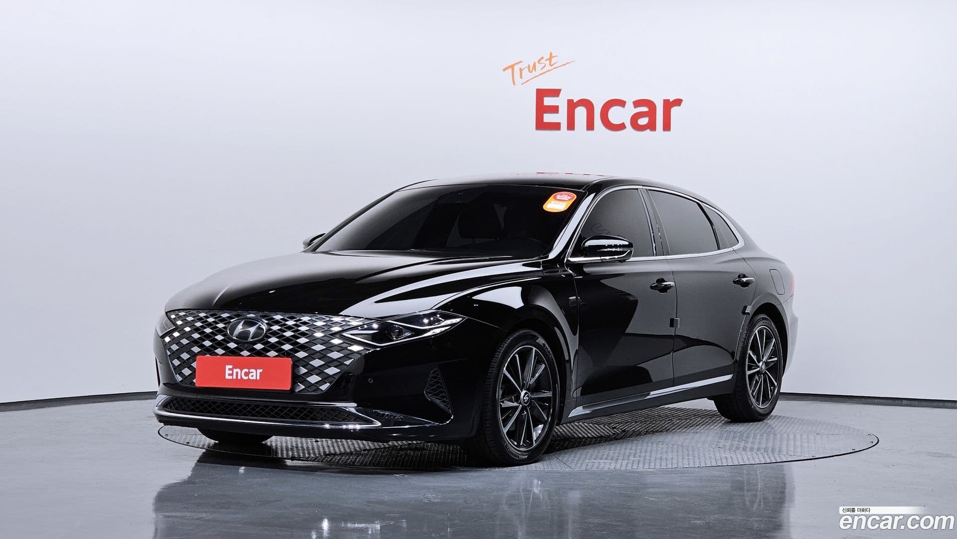 Main__Slider__Photo:Grandeur Hyundai 2020.1-0
