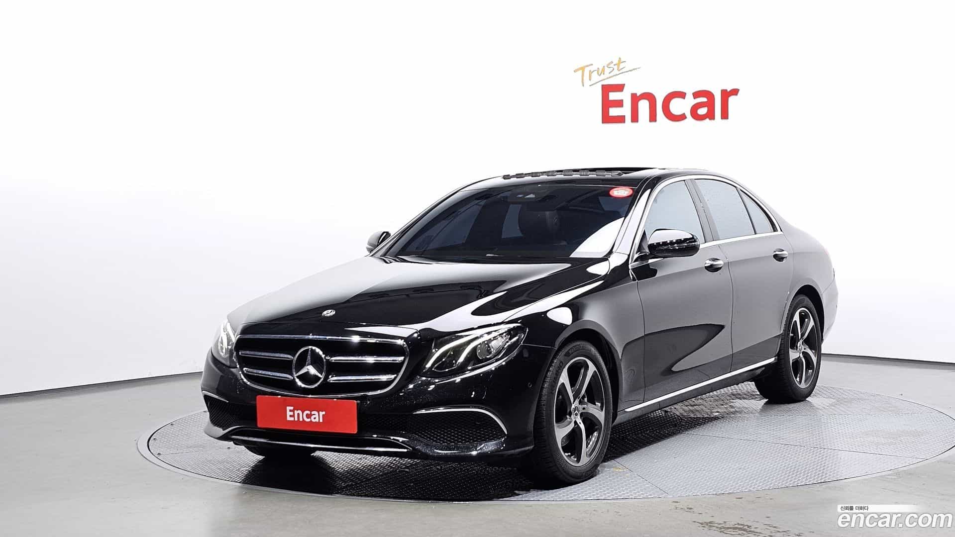 E-Class Mercedes-Benz 2019.11-OUTER-1