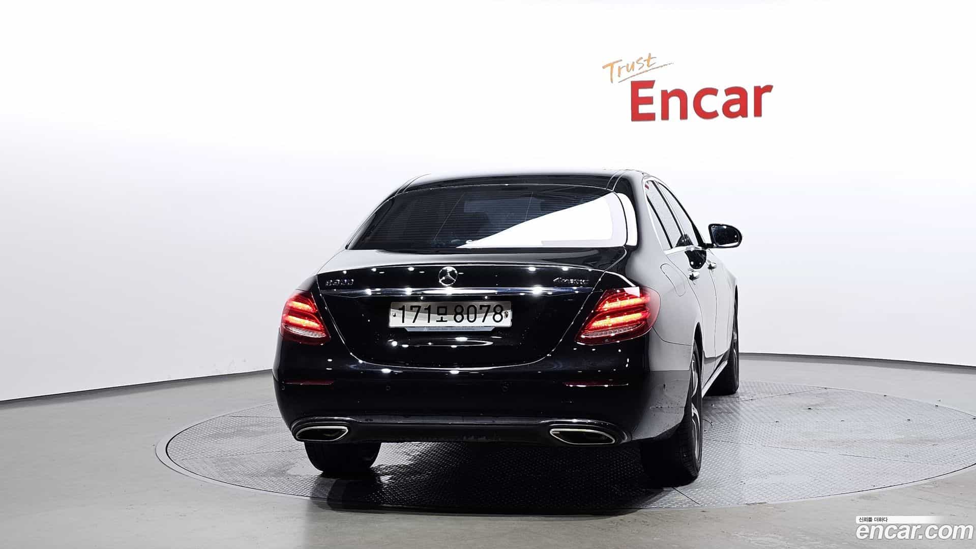E-Class Mercedes-Benz 2019.11-OUTER-4