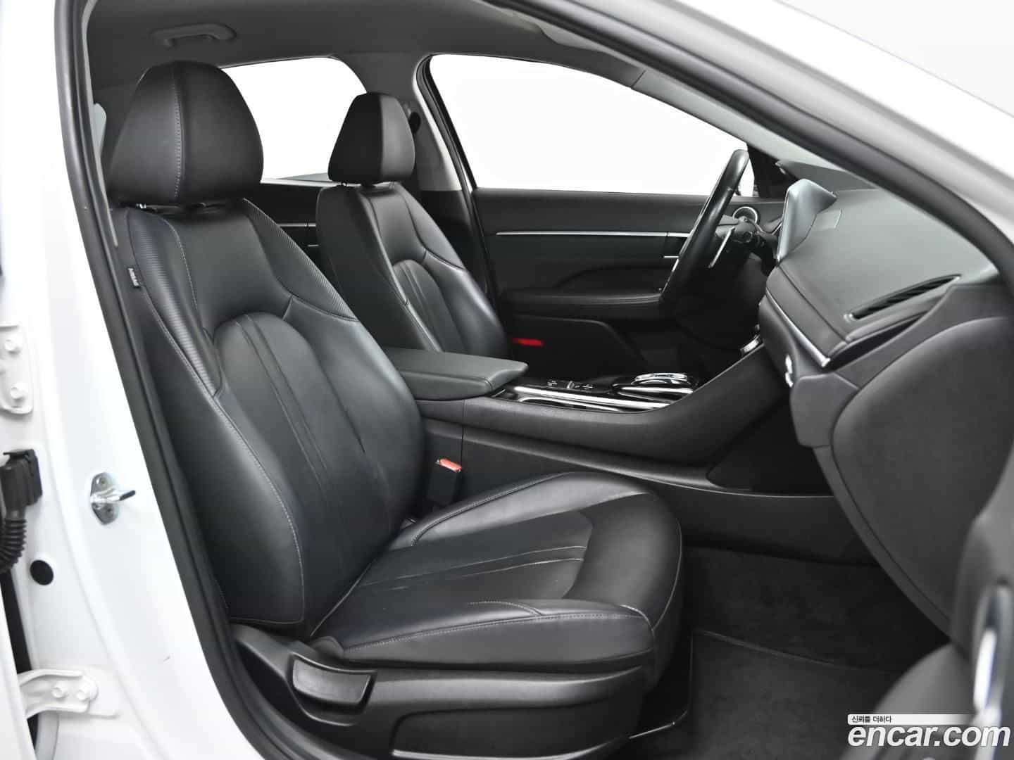 Sonata Hyundai 2021.5-INNER-10