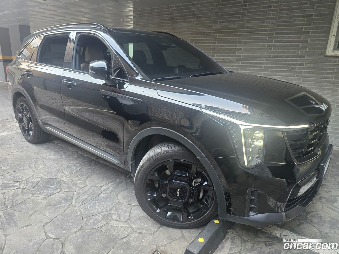 Main__Slider__Photo:Sorento Kia 2024.3-0