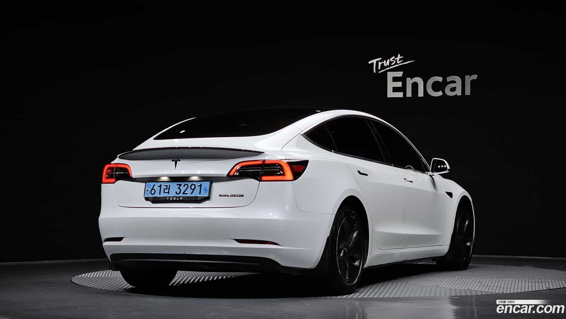 Model 3 Tesla 2020.5-OUTER-2