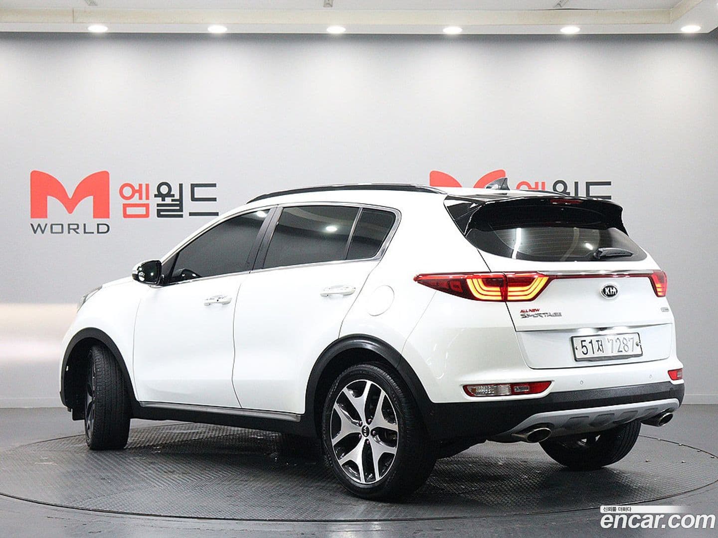 Main__Slider__Photo:Sportage Kia 2015.9-0