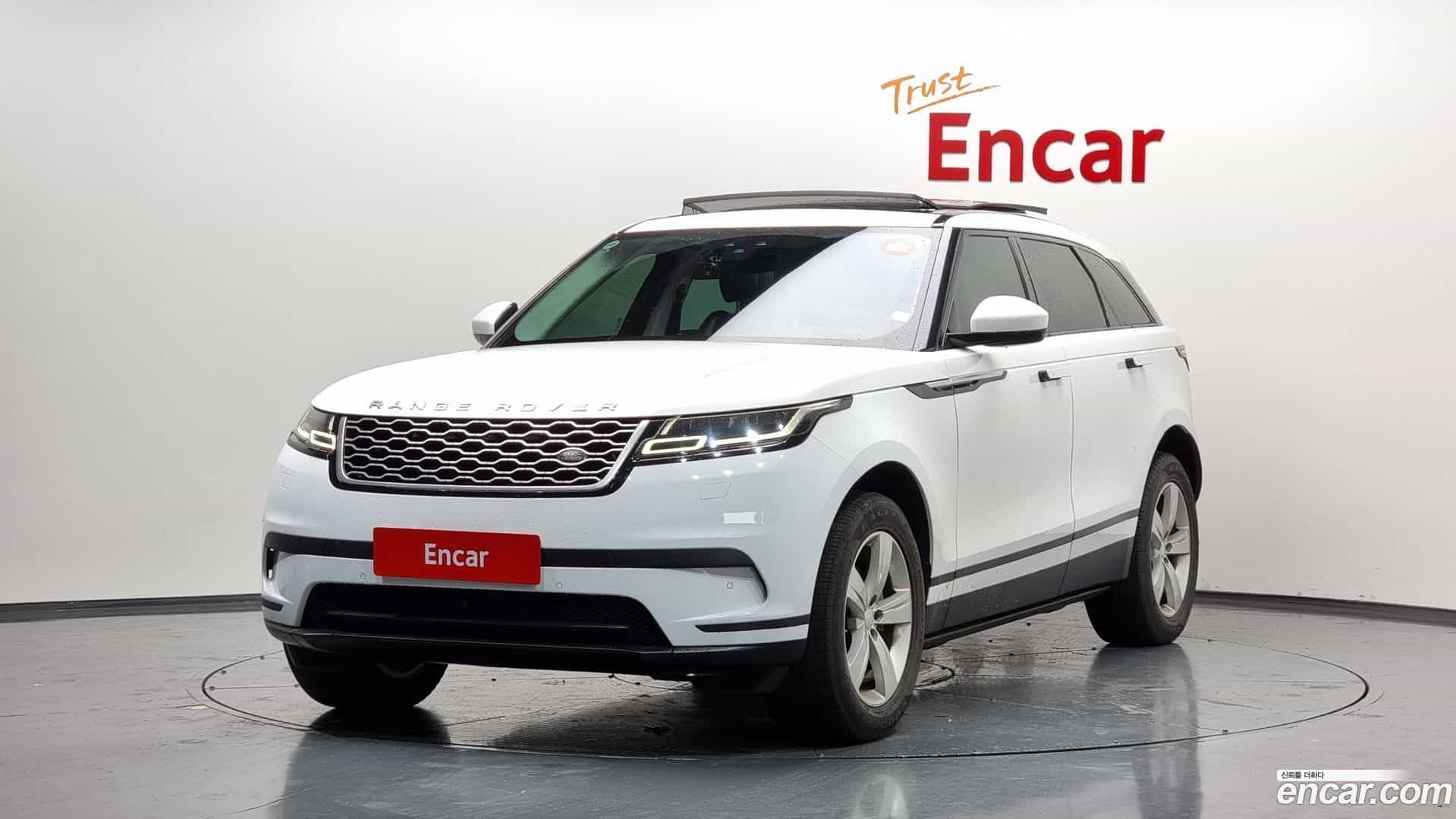 Range Rover Velar Land Rover 2018.4-OUTER-001