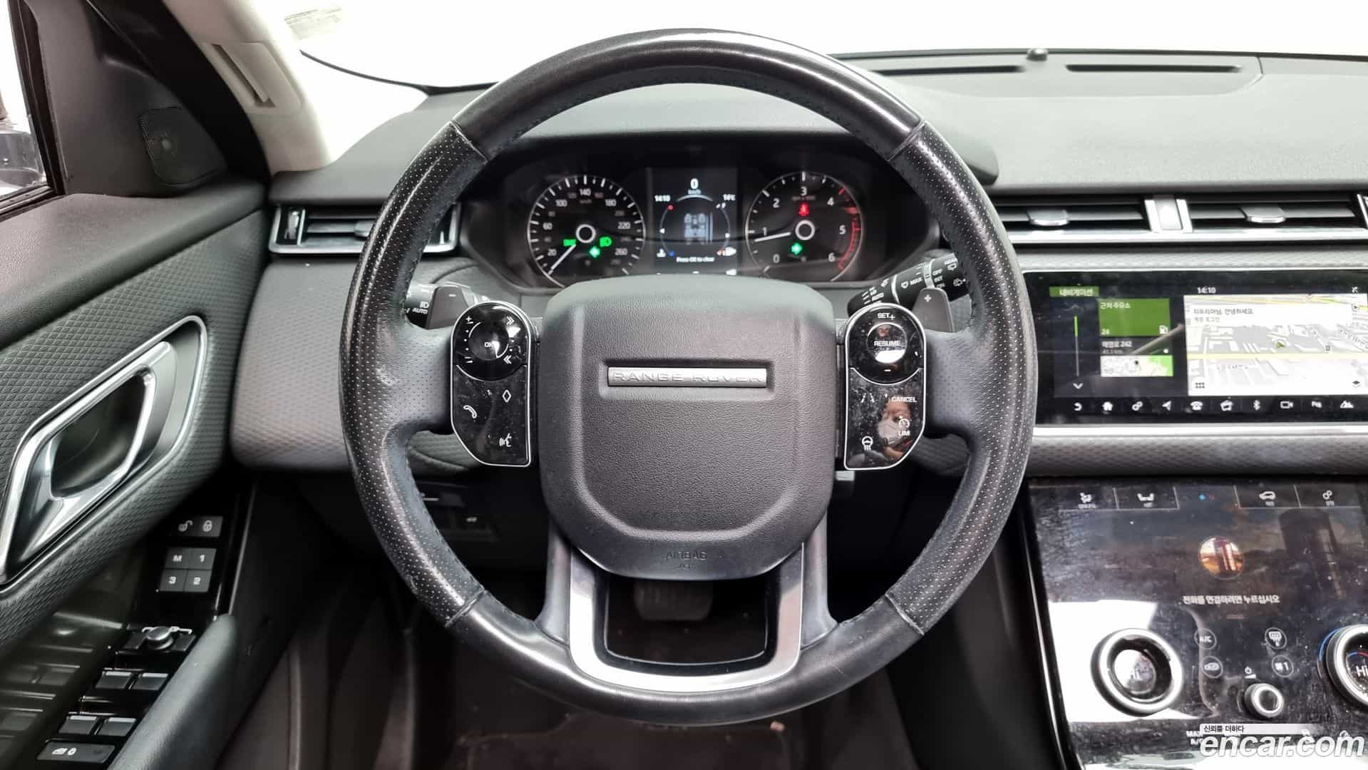 Range Rover Velar Land Rover 2018.4-OPTION-017