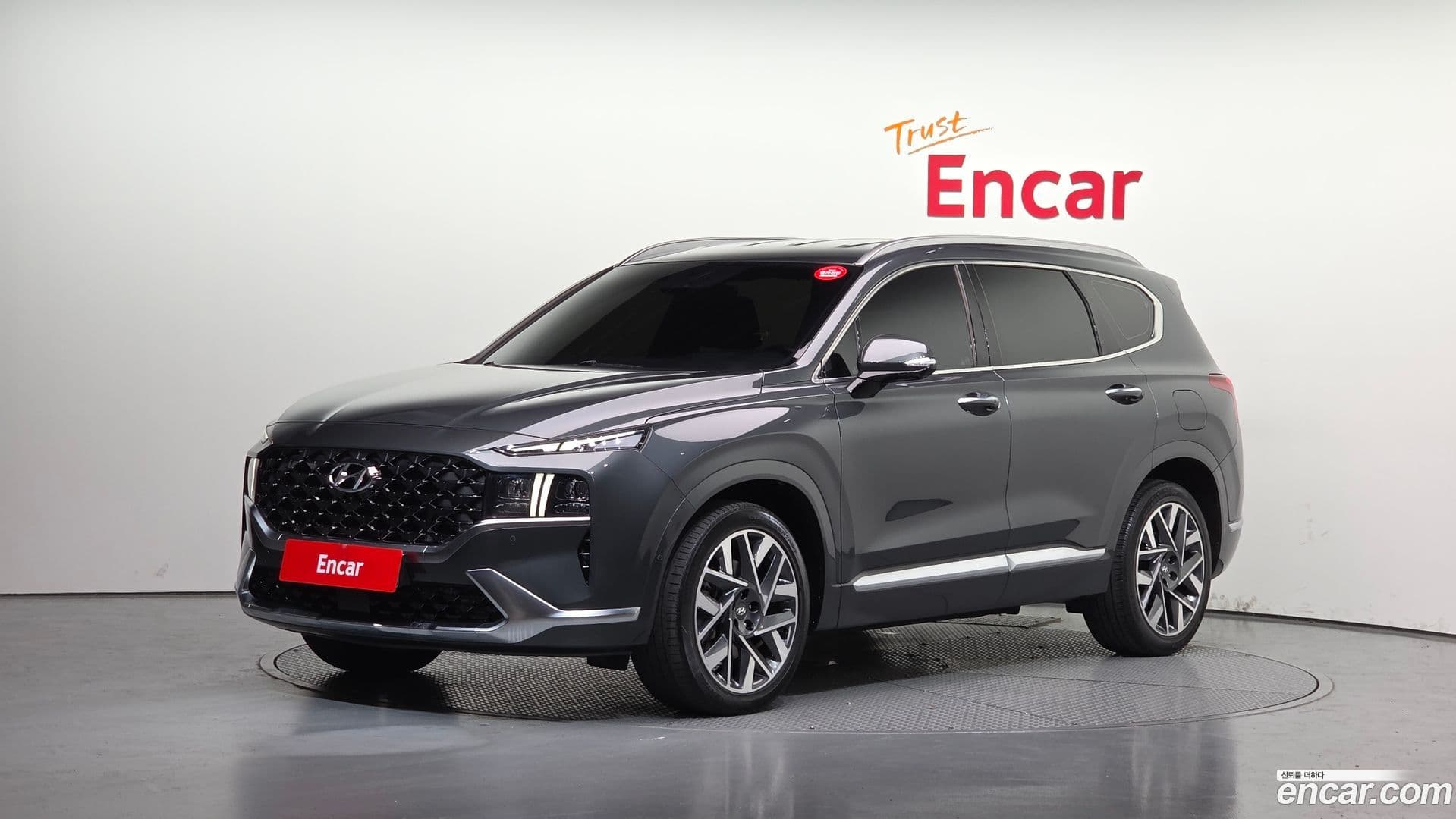 Main__Slider__Photo:Santafe Hyundai 2020.11-0
