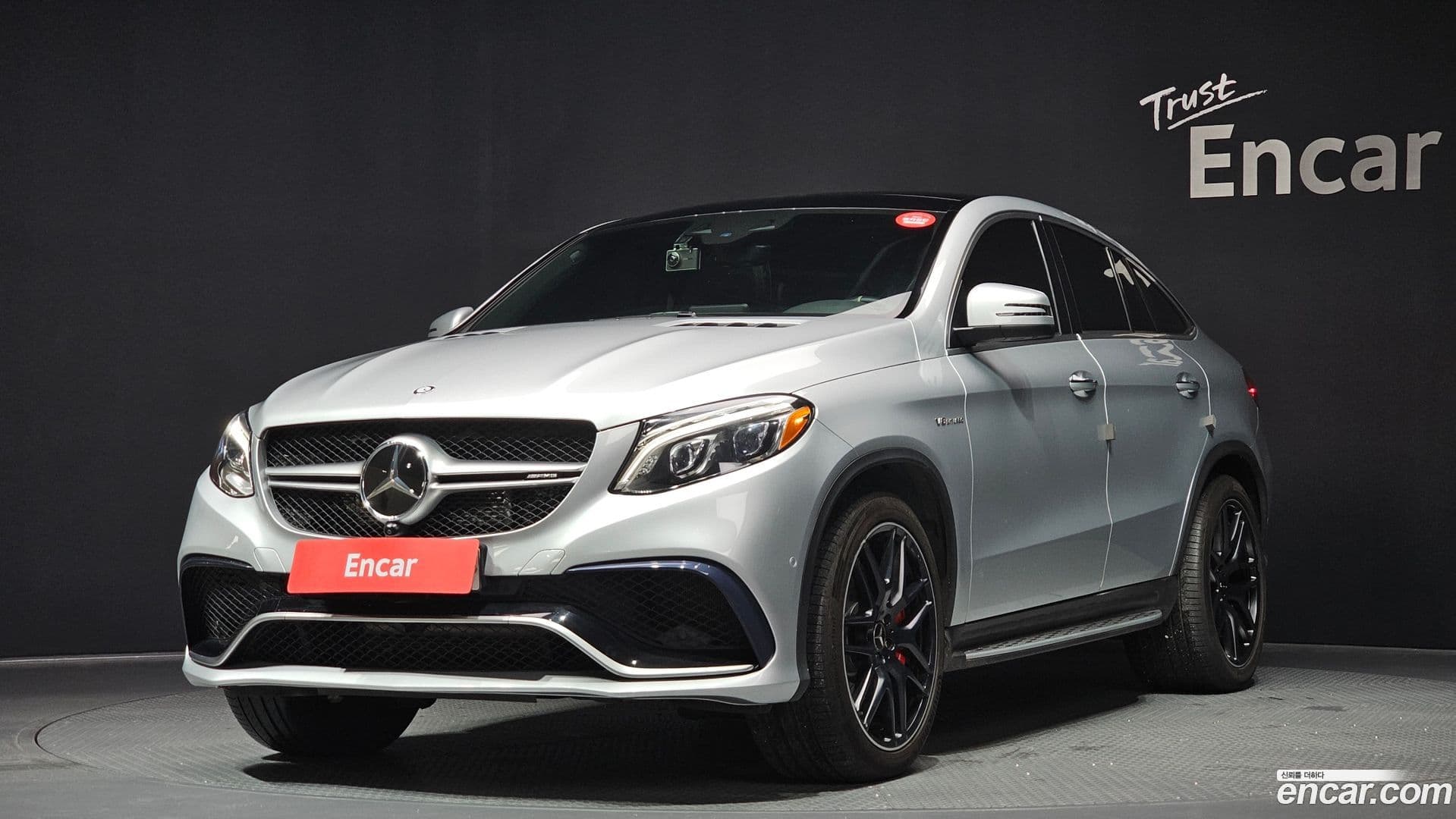 Main__Slider__Photo:GLE-Class Mercedes-Benz 2017.11-0