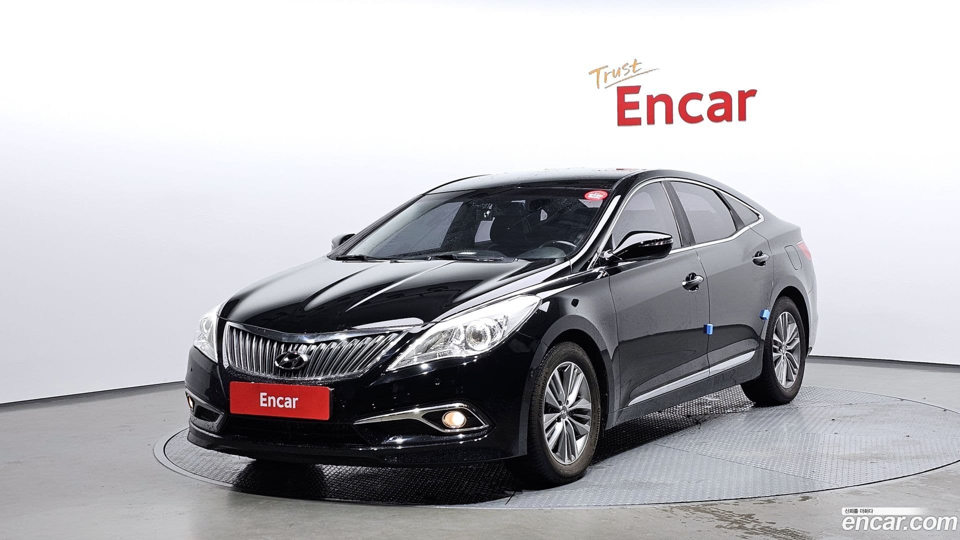 Main__Slider__Photo:Grandeur Hyundai 2016.4-0