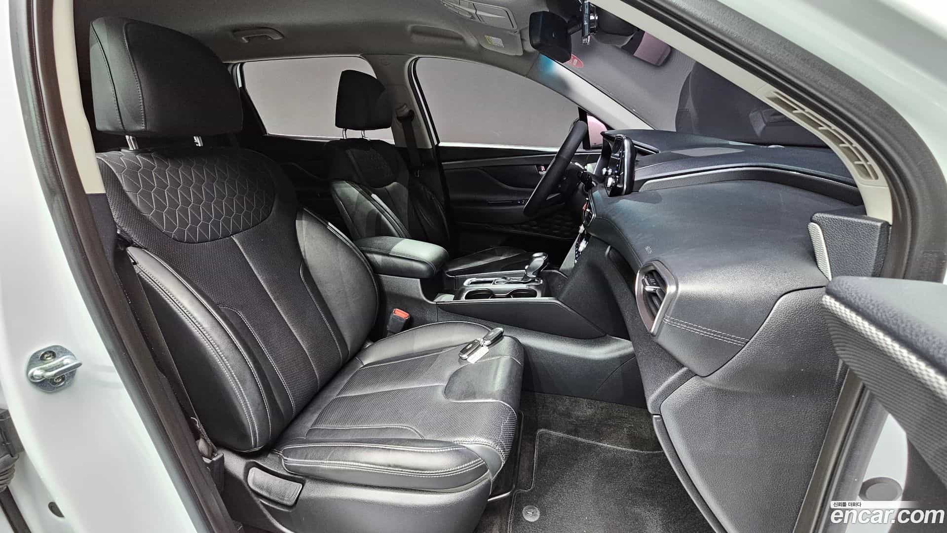 Santafe Hyundai 2019.10-INNER-010