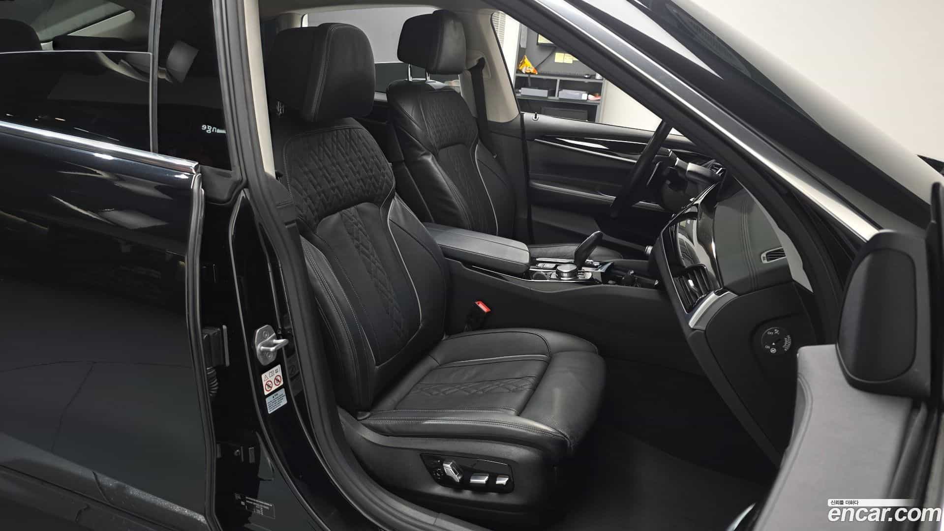 Gran Turismo BMW 2020.2-INNER-010