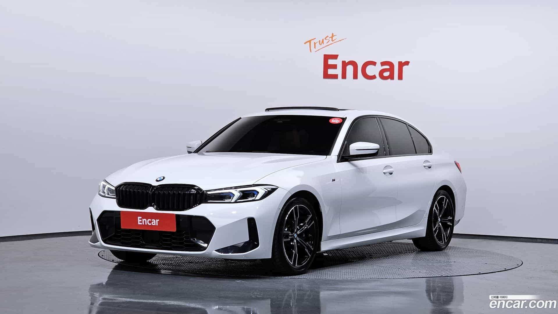 3-Series BMW 2023.8-OUTER-1
