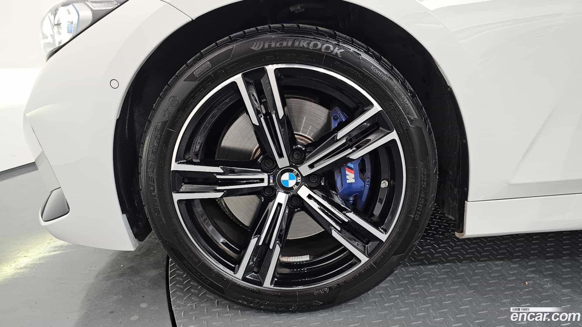 3-Series BMW 2023.8-OUTER-5