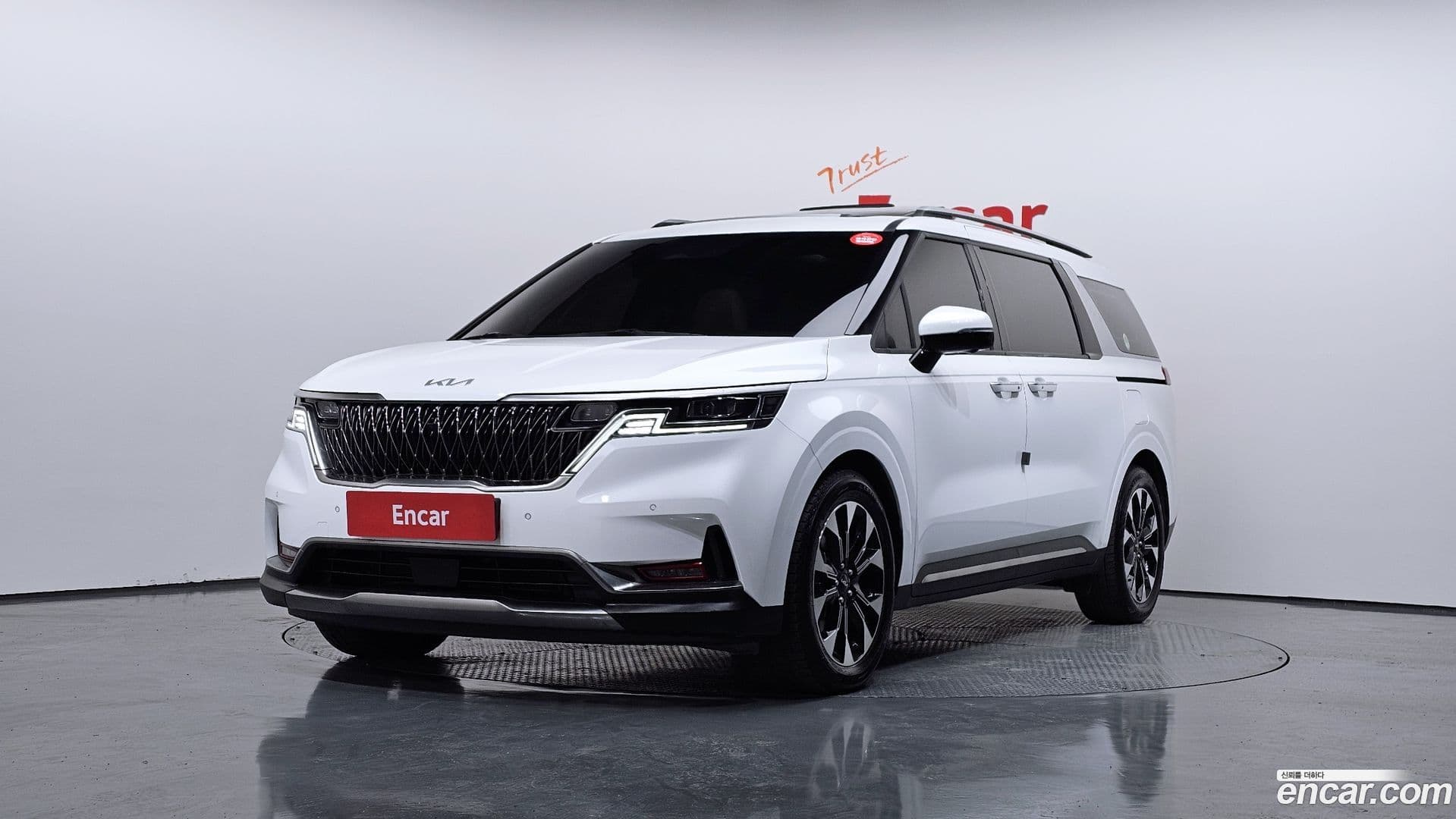 Main__Slider__Photo:Canival Kia 2022.10-0