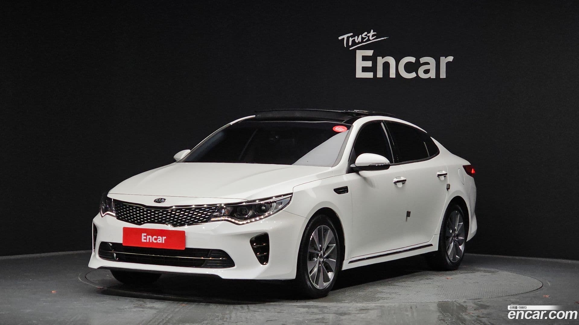 Main__Slider__Photo:K5 Kia 2018.0-0