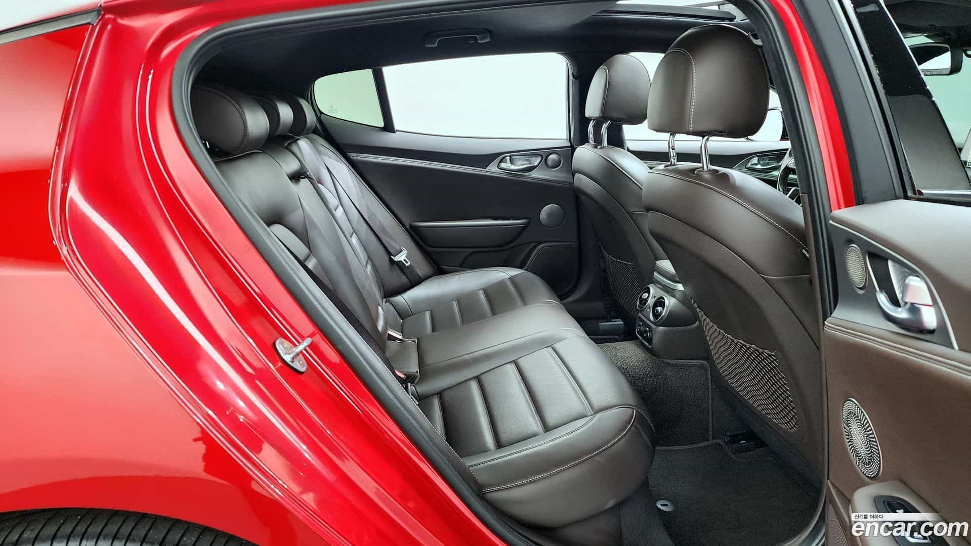 Stinger Kia 2018.5-OPTION-16