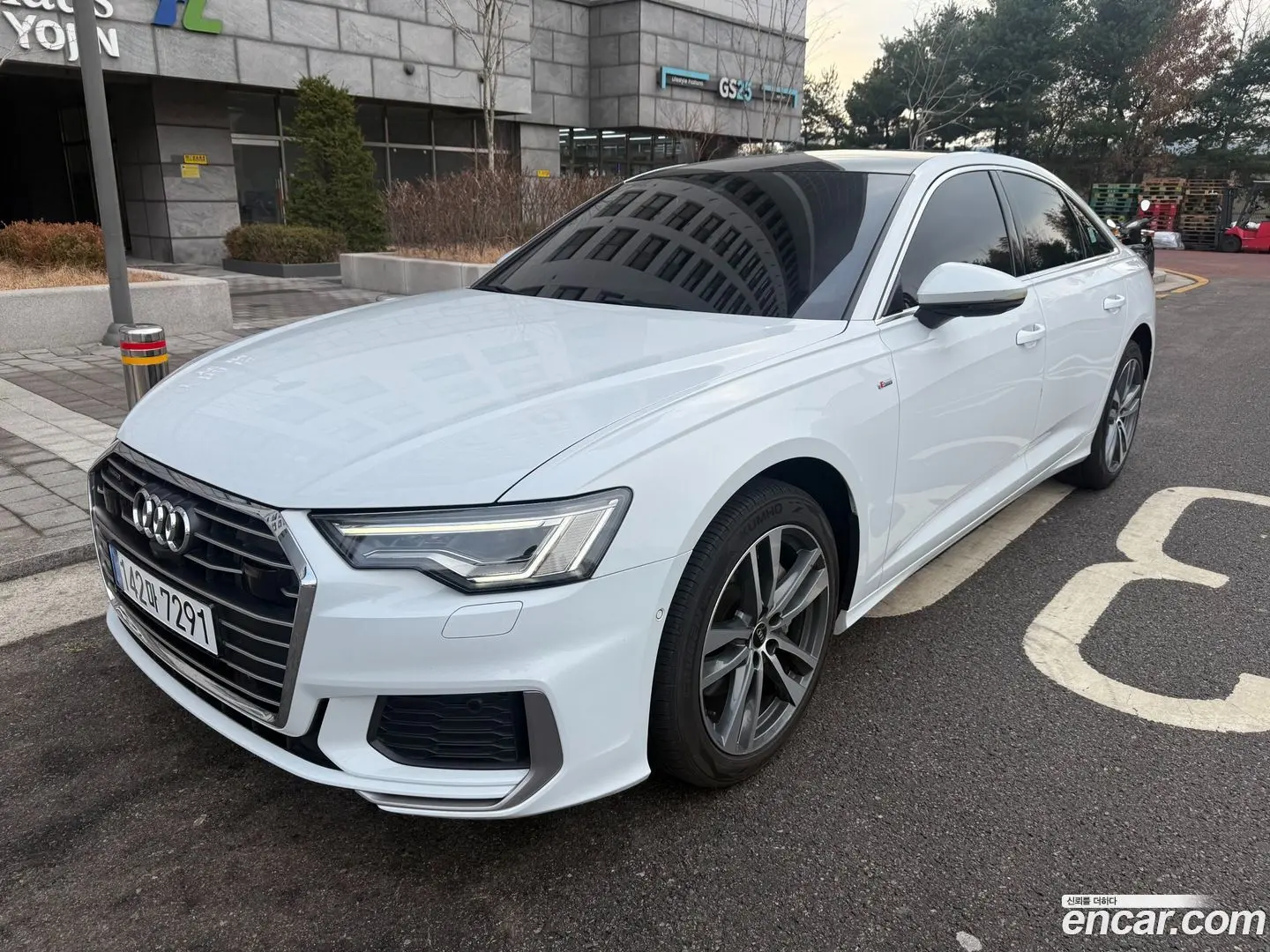 Main__Slider__Photo:A6 Audi 2021.9-0