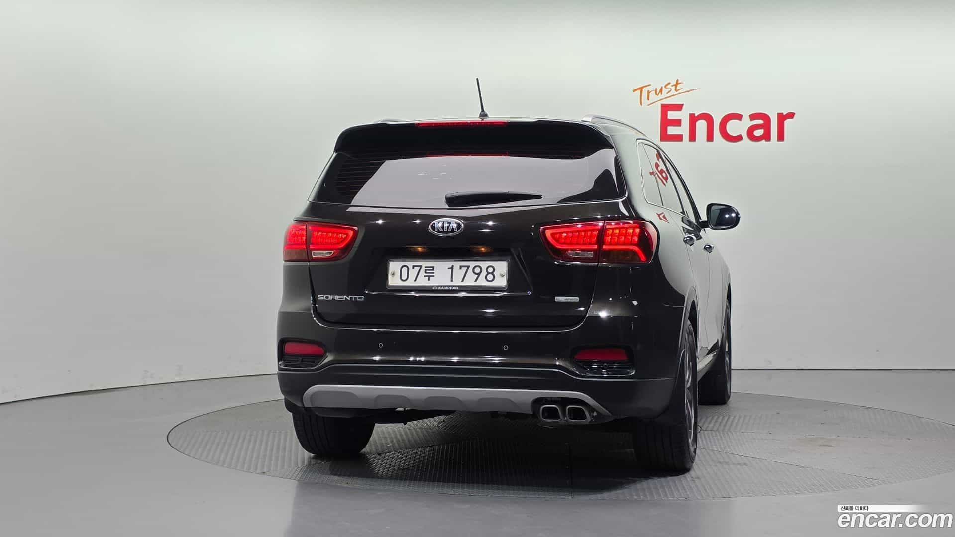 Sorento Kia 2018.6-OUTER-004