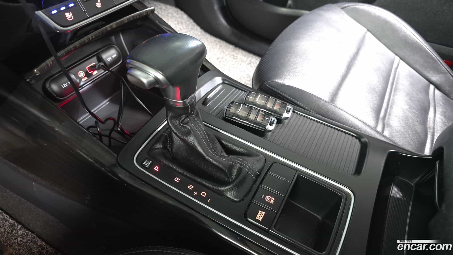 Sorento Kia 2018.6-INNER-009