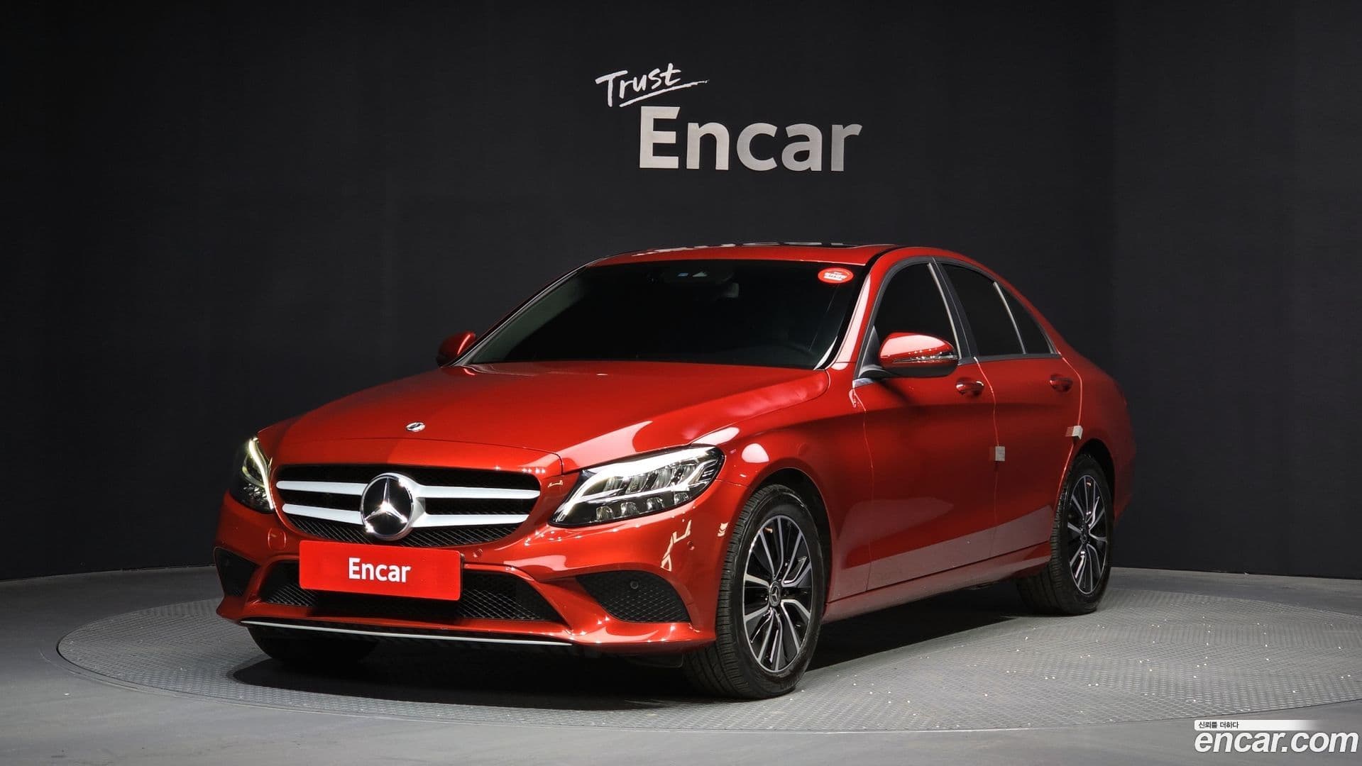 Main__Slider__Photo:C-Class Mercedes-Benz 2020.6-0
