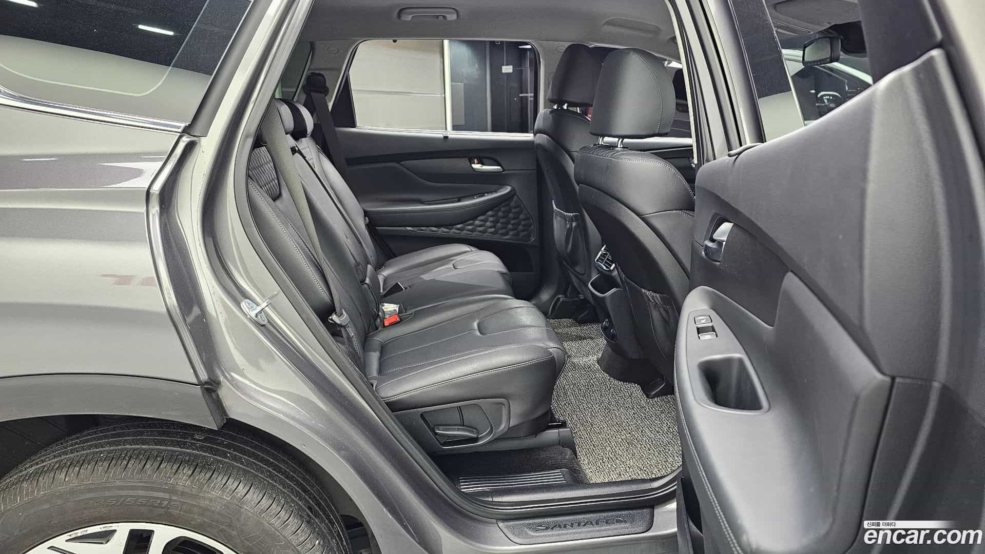 Santafe Hyundai 2019.9-OPTION-016