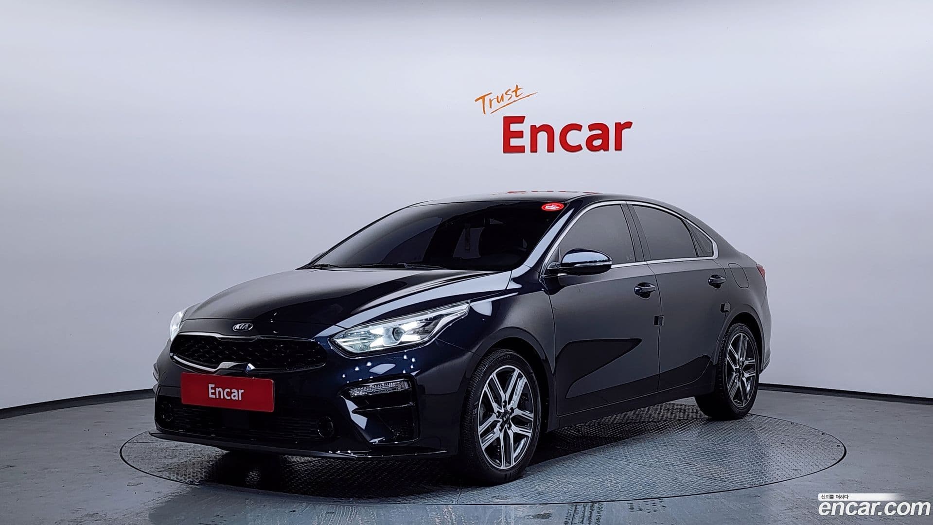 Main__Slider__Photo:K3 Kia 2018.4-0