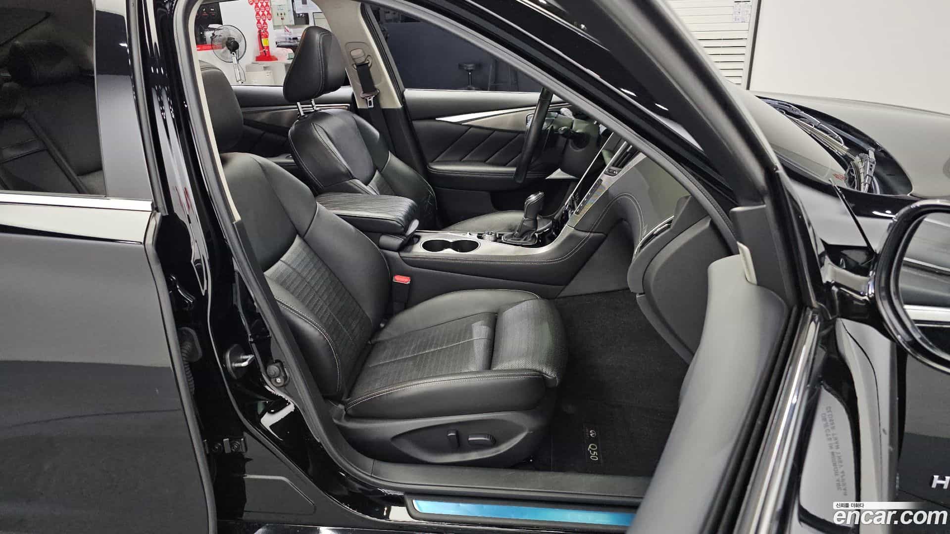 Q50 Infiniti 2018.8-OPTION-017