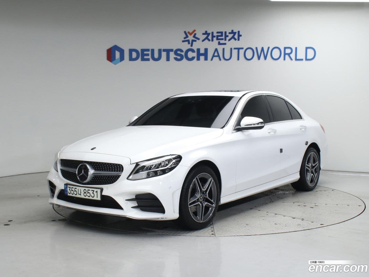 Main__Slider__Photo:C-Class Mercedes-Benz 2021.4-0