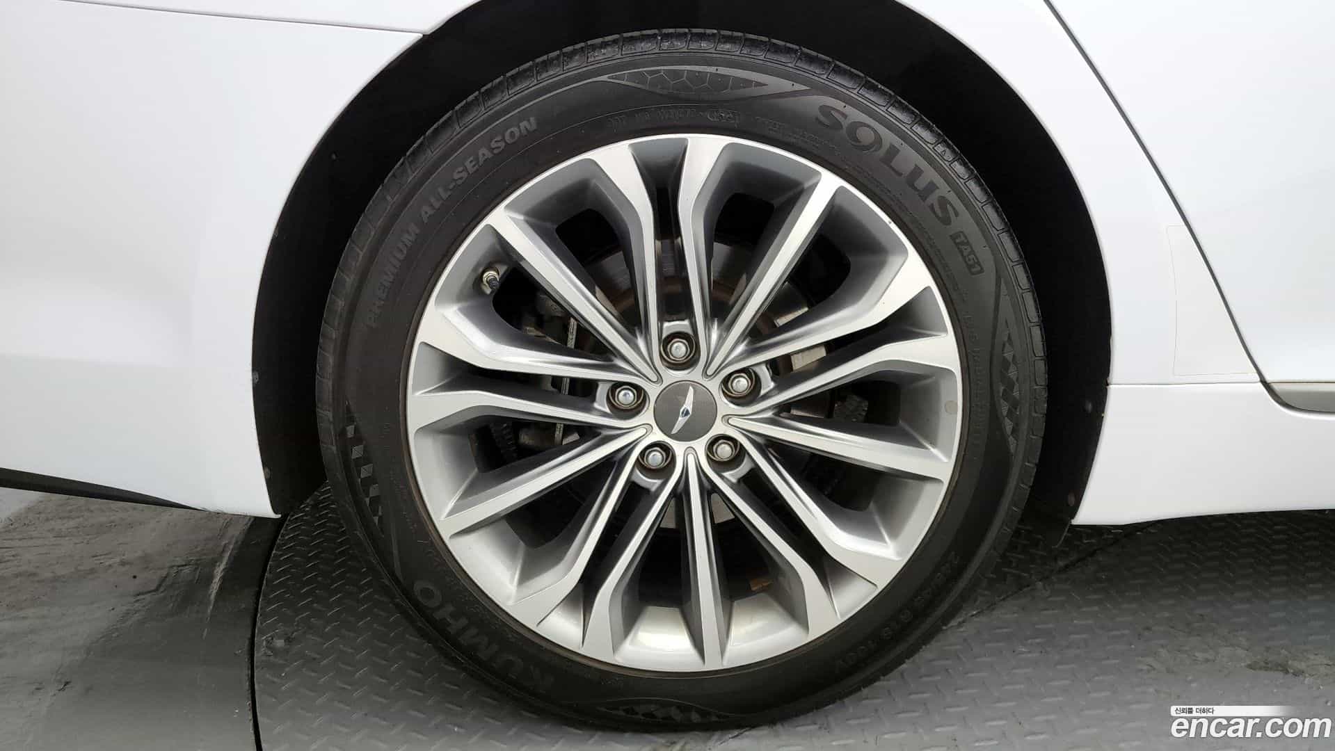 Genesis Hyundai 2016.4-OUTER-005