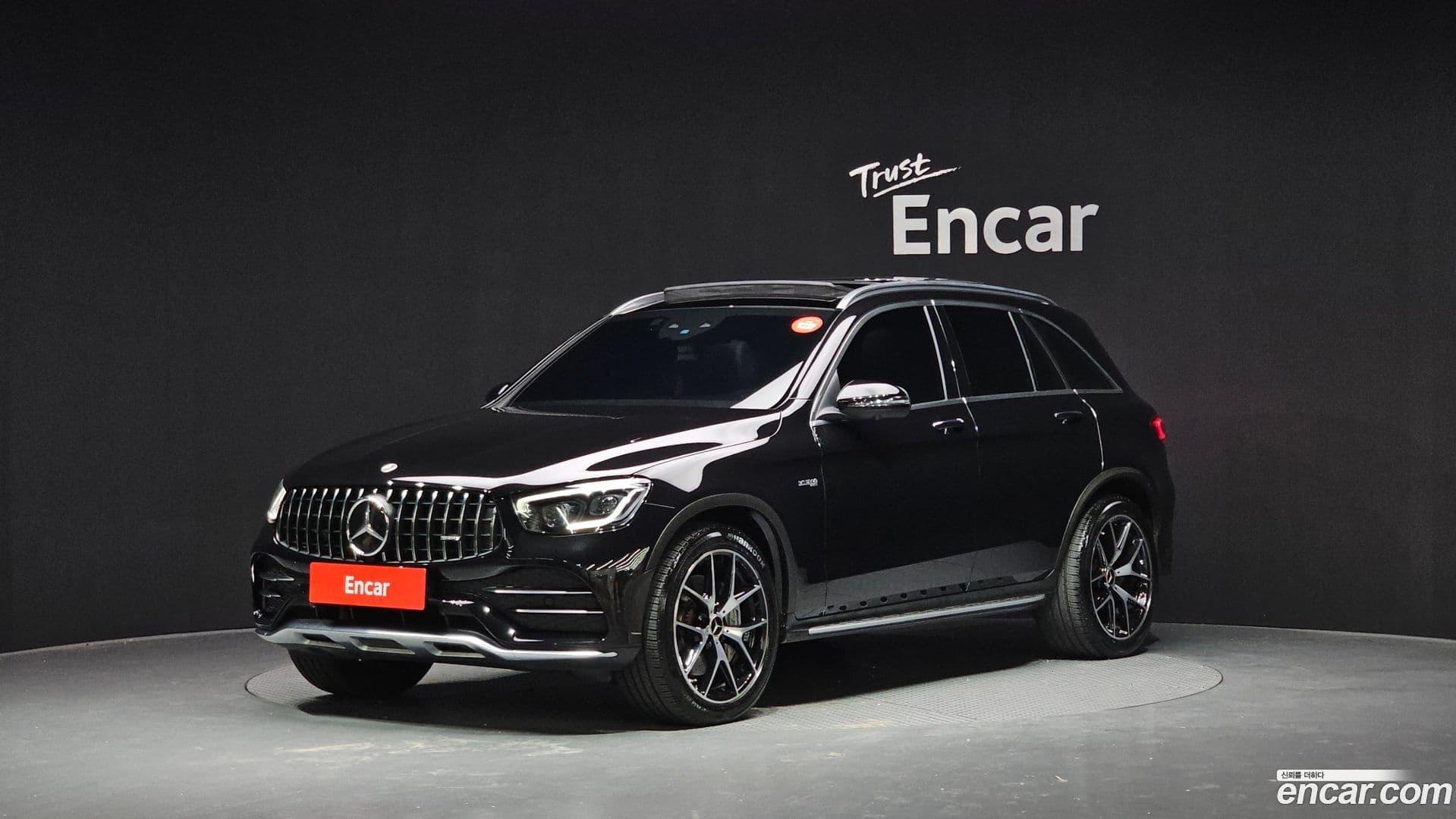 Main__Slider__Photo:GLC-Class Mercedes-Benz 2022.7-0