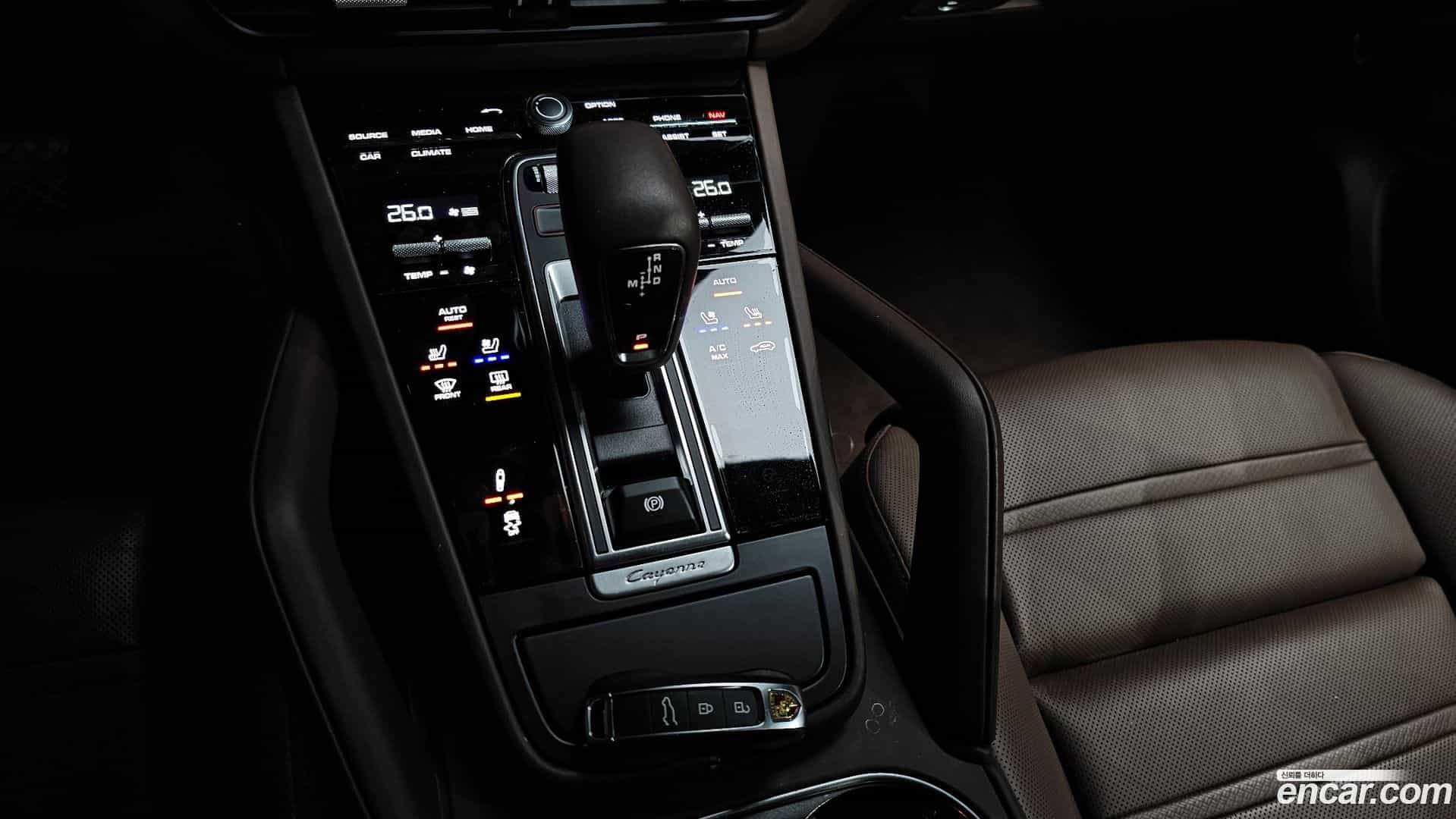 Cayenne Porsche 2023.5-INNER-009