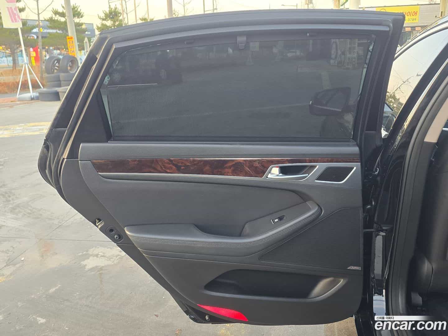 Genesis Hyundai 2015.8-OPTION-023