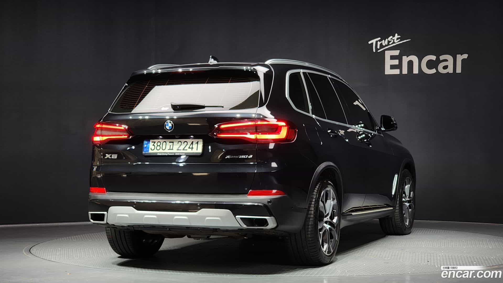 X5 BMW 2021.11-OUTER-002